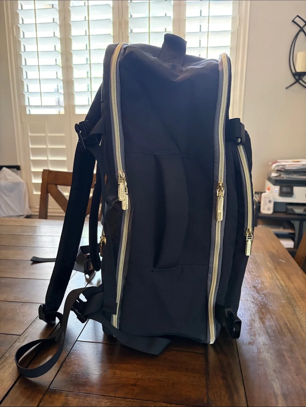 Lannuki Black Multi-Compartment Travel Backpack